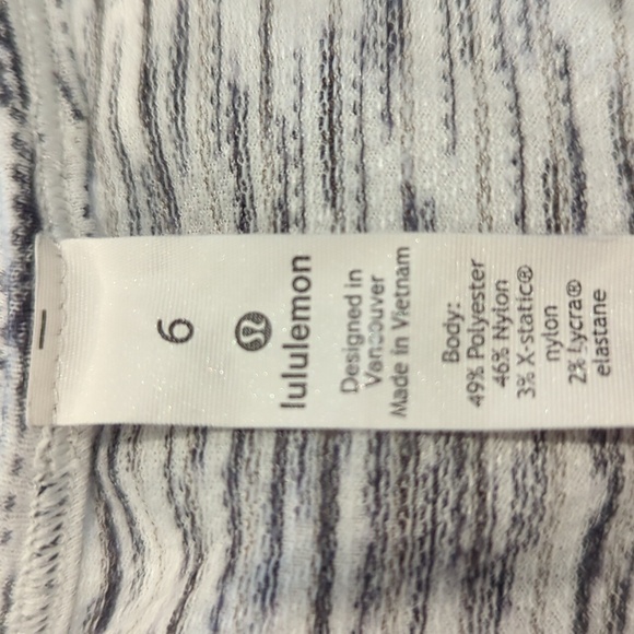 Lululemon Essential Tank Tiger Space Dye Black White - Picture 10 of 10